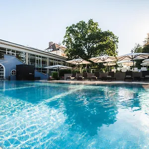 Hotel Steigenberger Der Sonnenhof *****